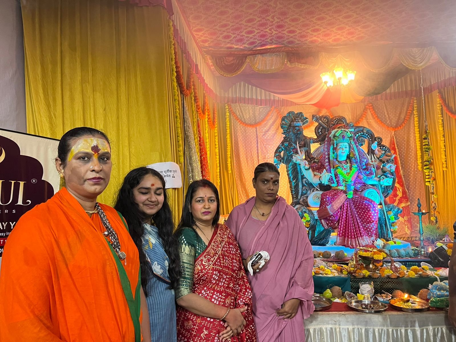गौरीताई सावंत यांची  स्नेहभेट : नवरात्री मंडळ २०२५