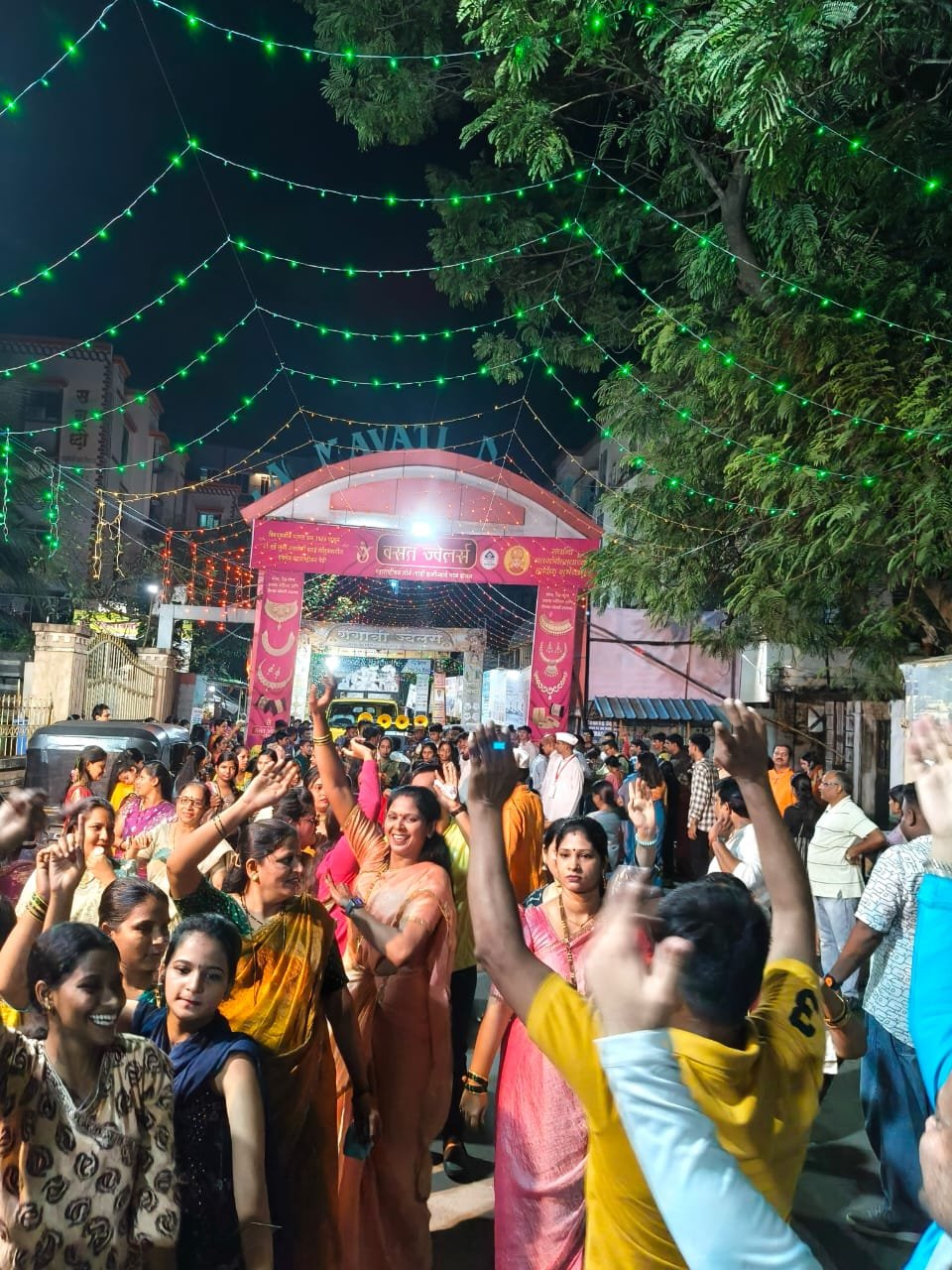 जाहिरातदार - हितचिंतक ( स्पॉनरशिप )